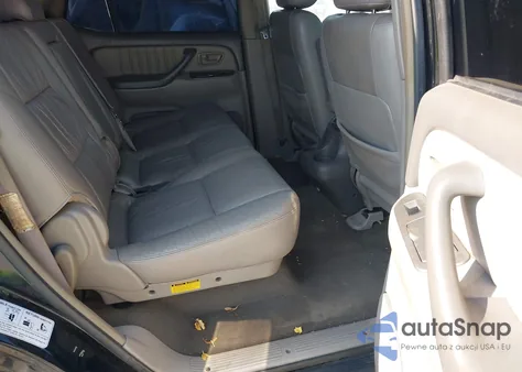 2004 Toyota Sequoia Limited V8 z USA, uszkodzony, nr VIN 5TDBT48A14S206757